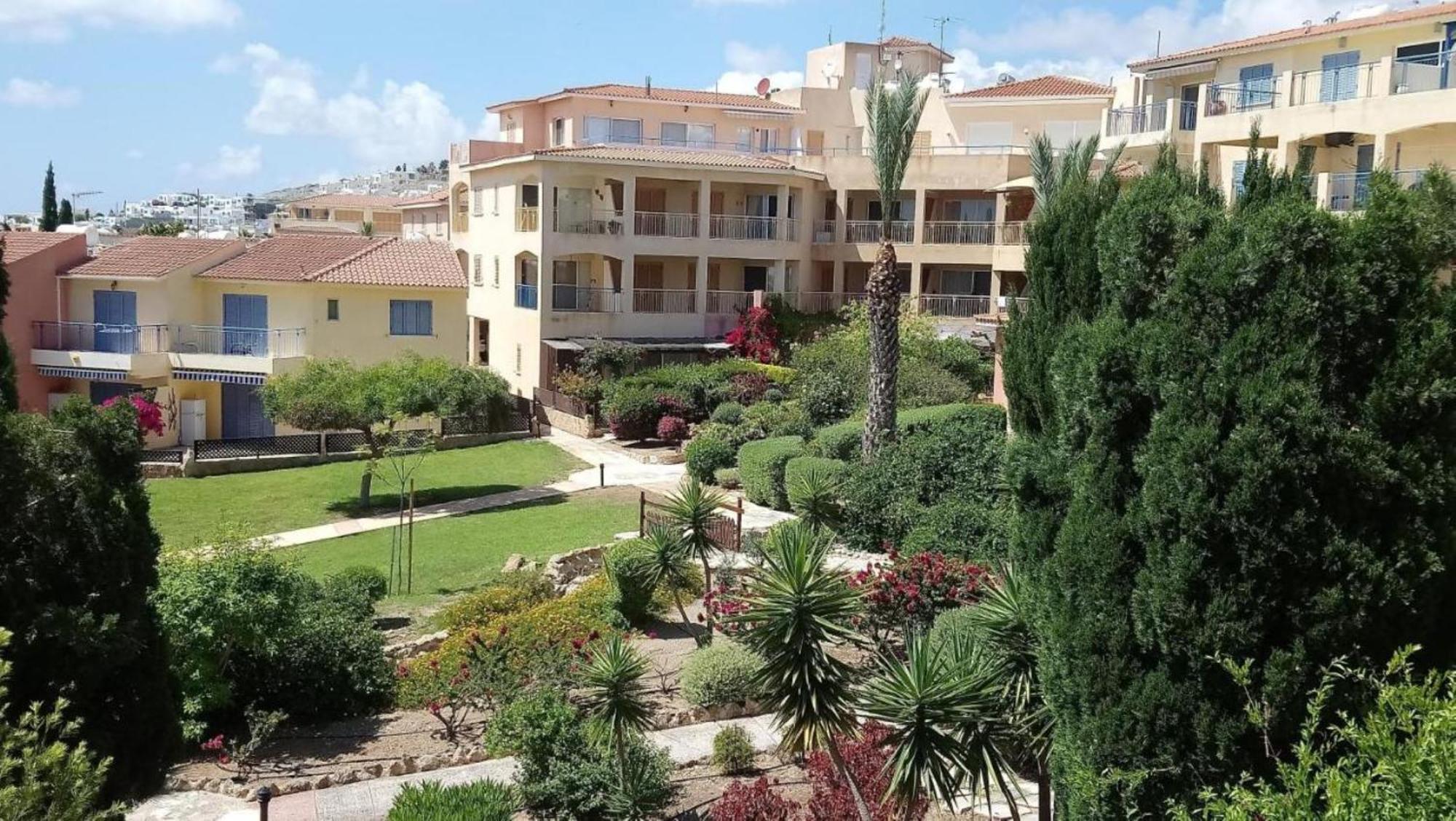 Regina Garden Ap New In Paphos! *